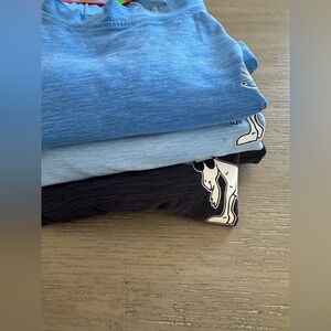 Men's Blue, Light Blue,‎ and Black Graphic T-Shirts